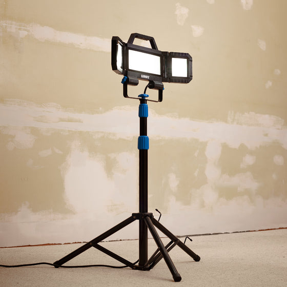 LED 7000 Lumens Work Light with Tripod